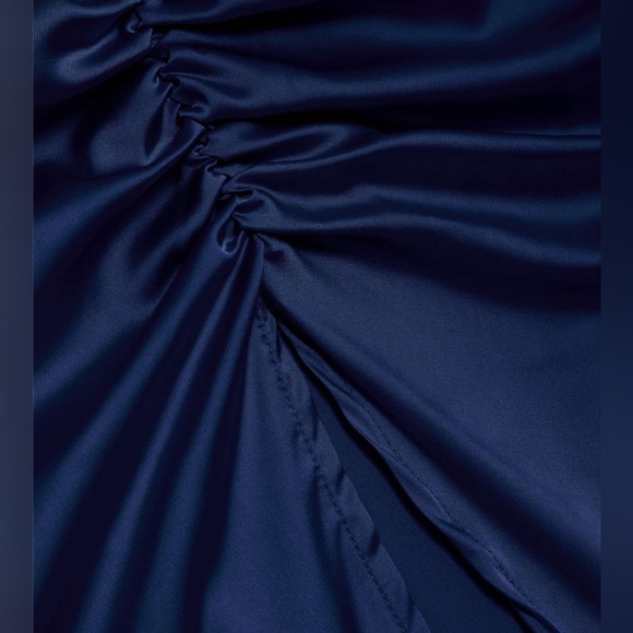 Cider Illusion Ruched Midnight Blue Asymmetrical Dress NWT Medium - Picture 11 of 13